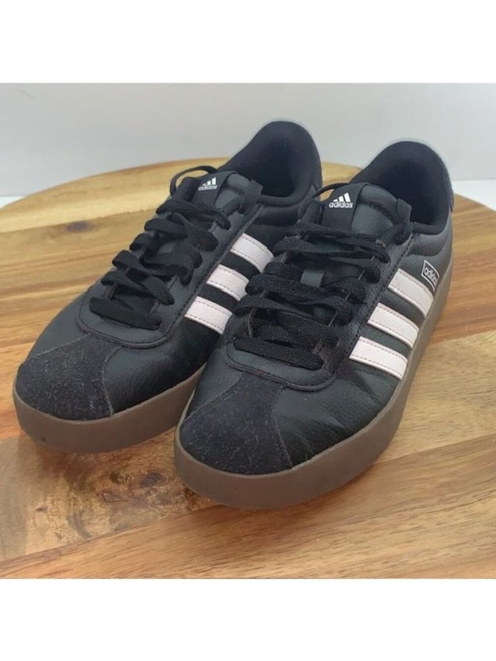 adidas VL Court 3.0 Low Core Black White Gum Sneaker Women’s Size 6 ID8796